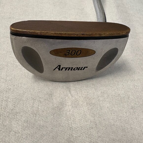 Black Golf Putter - Picture 2 of 4